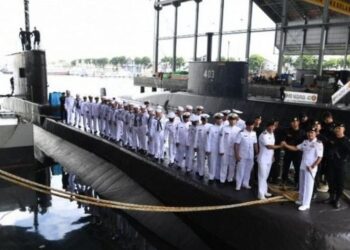 Warga Hiu Kencana Minta Kapal KRI Nanggala-402 Diangkat