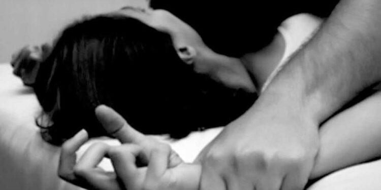 Niat Hendak Membeli Mie Instan di Alfamart, Wanita Ini Malah Jadi Korban Pemerkosaan