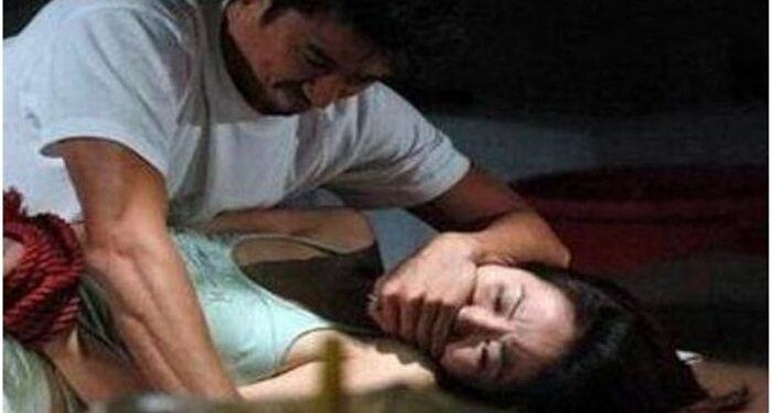 Saat Tertidur Lelap, Seorang IRT Nyaris Jadi Korban Pemerkosaan di Rumahnya