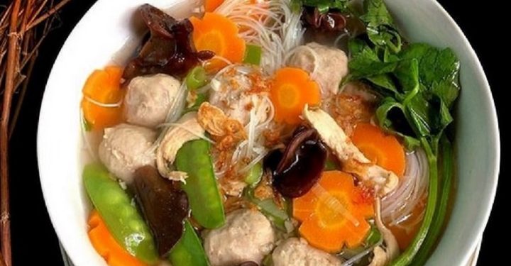 Sup Kimlo Bakso, Bisa Jadi Pilihan Menu Sahur Pertama
