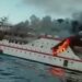 KM Karya Indah Yang Membawa Ratusan Penumpang Terbakar di Laut