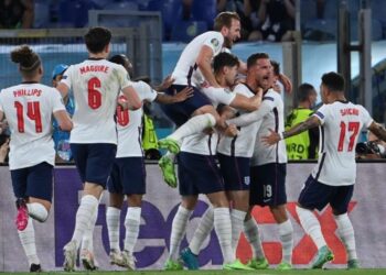 Inggris Bantai Ukraina Dengan Kemenangan Telak