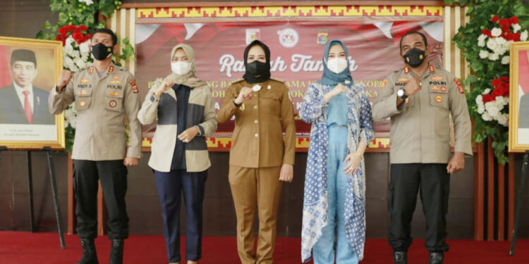 Winarti Ucapkan Ini Kepada Kapolres Tulang Bawang dan Wadir Samapta Polda Lampung