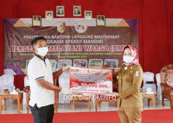 Winarti Gelontorkan Bantuan Sebesar Rp 1,560 Miliar Untuk Tiga Kecamatan