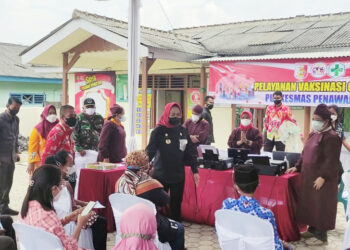 Winarti Tinjau Tiga Lokasi Vaksinasi Massal dan Perbaikan Dua Jalan