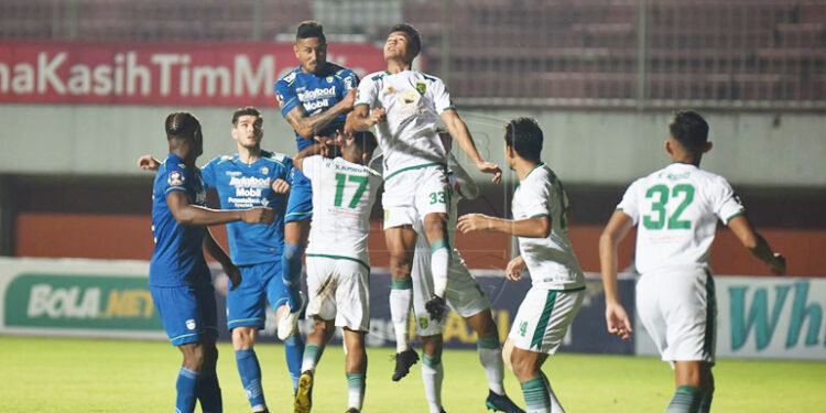 Sempat Tertinggal di Babak Pertama, Persib Bandung Berhasil Bekuk PSS Sleman