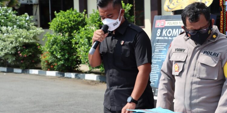 Kronologi COD Ponsel Pintar Dibayar Dengan Uang Palsu