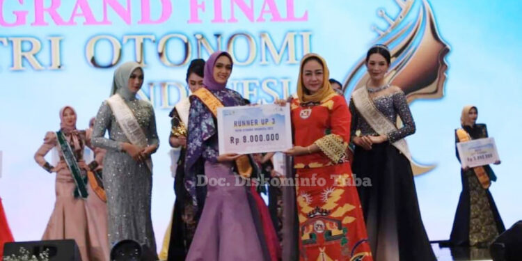 Hadiri Final Pemilihan Puteri Otonomi Indonesia Tahun 2022, Winarti Sampaikan Pesan Ini