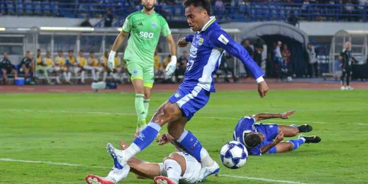 Persib Bandung Gagal Raih Poin Penuh Kala Menjamu Lion City Sailors