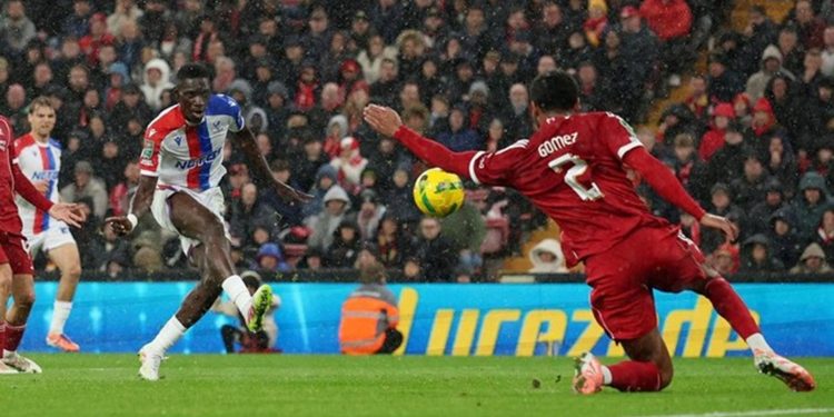 Cetak Brace di Carabao Cup, Ismaila Sarr Buat Crystal Palace Bantai Liverpool