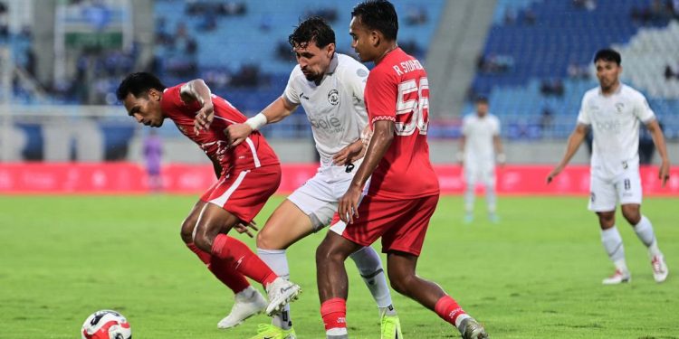 Arema FC Gagal Meraih Poin Penuh Kala Menjamu Malut United