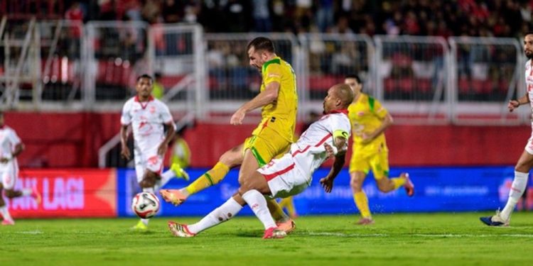 Persebaya Bawa Pulang Tiga Poin Usai Tumbangkan Malut United di Markasnya