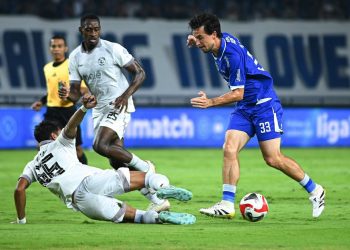 Persib Gagal Raih Poin Penuh Dihadapan Pendukungnya Usai Ditahan Arema FC